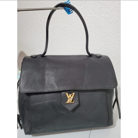Louis Vuitton Lockme MM - Picture 4 of 16
